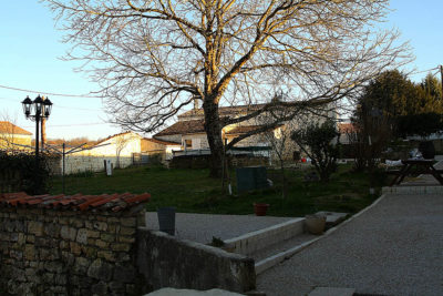 gite, le bouquet de soizic, grandjean, charente maritime, poitou charente, aquitaine, saintes, scoophoto, steve allan cerigo, soizic, chambre d'hote, charentaise, ferme medievale