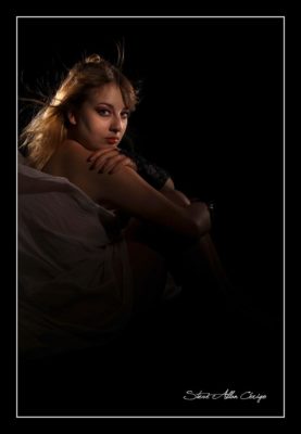 photographe saintes-Shooting Coralie-Book-Photographe professionnel- Mariage- Studio- cérémonie religieuse- evenementiel- banquet- sport-Soizic-Steve Allan Cerigo – Photographe Artistique-Scoophoto - Photographe de mariages- portraits- reportages- studio- France- Charente Maritime- Royan- Saintes- La Rochelle- Cognac- Grandjean-Saint Jean d'Angely- 17- Poitou Charentes-Le Bouquet de Soizic
