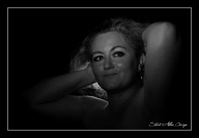 photographe saintes-Shooting Elodie-Book-Photographe professionnel- Mariage- Studio- cérémonie religieuse- evenementiel- banquet- sport-Soizic-Steve Allan Cerigo – Photographe Artistique-Scoophoto - Photographe de mariages- portraits- reportages- studio- France- Charente Maritime- Royan- Saintes- La Rochelle- Cognac- Grandjean-Saint Jean d'Angely- 17- Poitou Charentes-Le Bouquet de Soizic