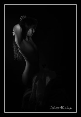 photographe saintes-Shooting Lalou-Book-Photographe professionnel- Mariage- Studio- cérémonie religieuse- evenementiel- banquet- sport-Soizic-Steve Allan Cerigo – Photographe Artistique-Scoophoto - Photographe de mariages- portraits- reportages- studio- France- Charente Maritime- Royan- Saintes- La Rochelle- Cognac- Grandjean-Saint Jean d'Angely- 17- Poitou Charentes-Le Bouquet de Soizic