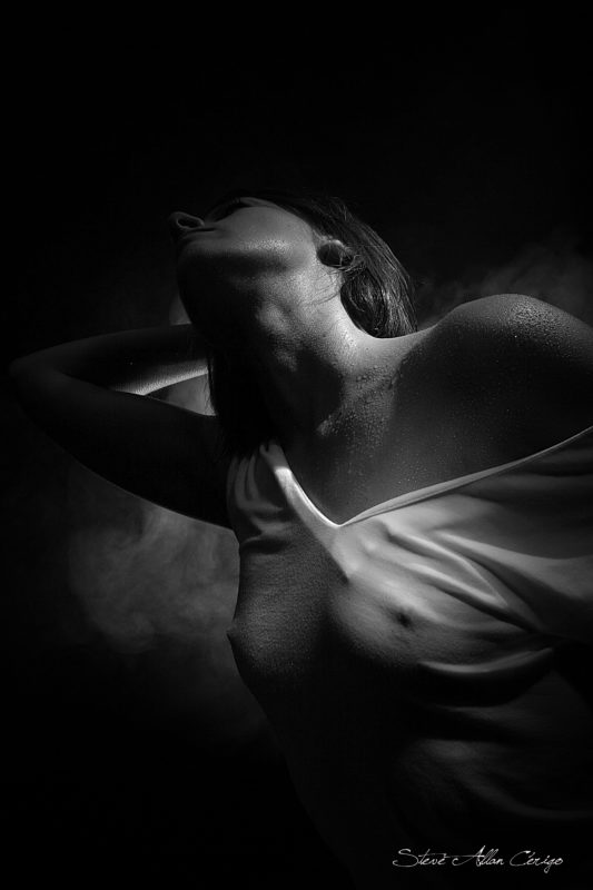 photographe saintes-Shooting Amandine -Book-Photographe professionnel- Mariage- Studio- cérémonie religieuse- evenementiel- banquet- sport-Soizic-Steve Allan Cerigo – Photographe Artistique-Scoophoto - Photographe de mariages- portraits- reportages- studio- France- Charente Maritime- Royan- Saintes- La Rochelle- Cognac- Grandjean-Saint Jean d'Angely- 17- Poitou Charentes-Le Bouquet de Soizic